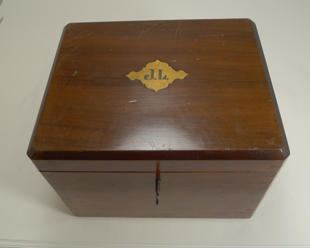 Magnificent Cased Elkington Silver Plated Biscuit Box - 1883 View XIII