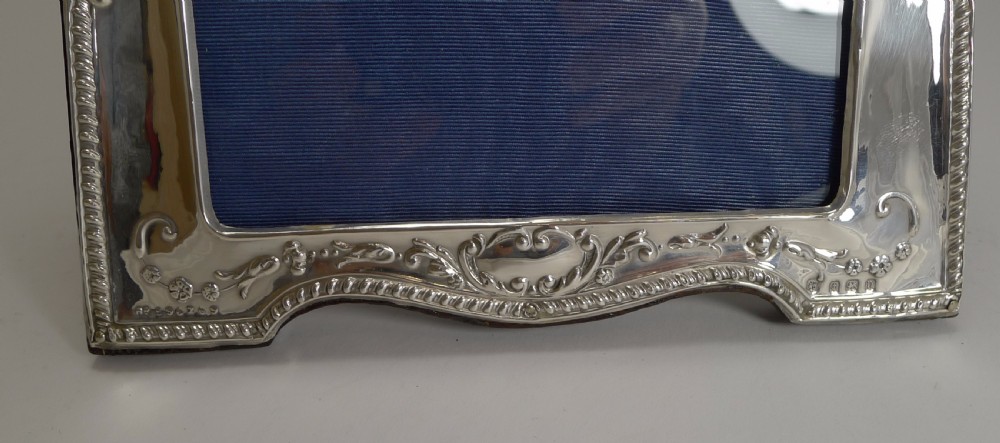 Magnificent Antique English Sterling Silver Art Nouveau Photograph Frame - 1912 View IX