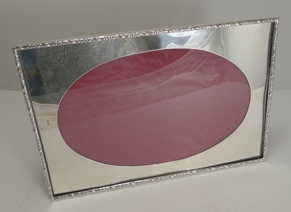 Grand Large English Sterling Silver Photograph Frame by Mappin & Webb View VII