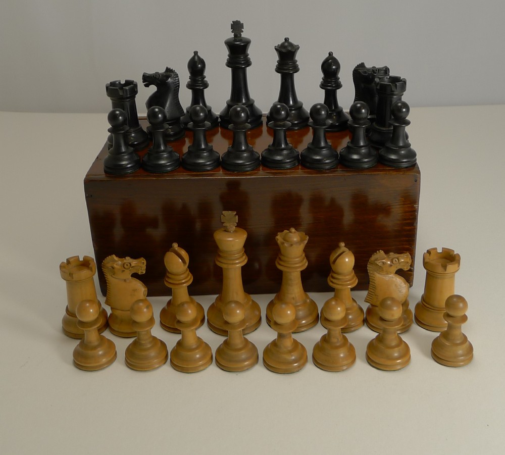 Antique English Boxwood Chess Set With Storage Box c.1910