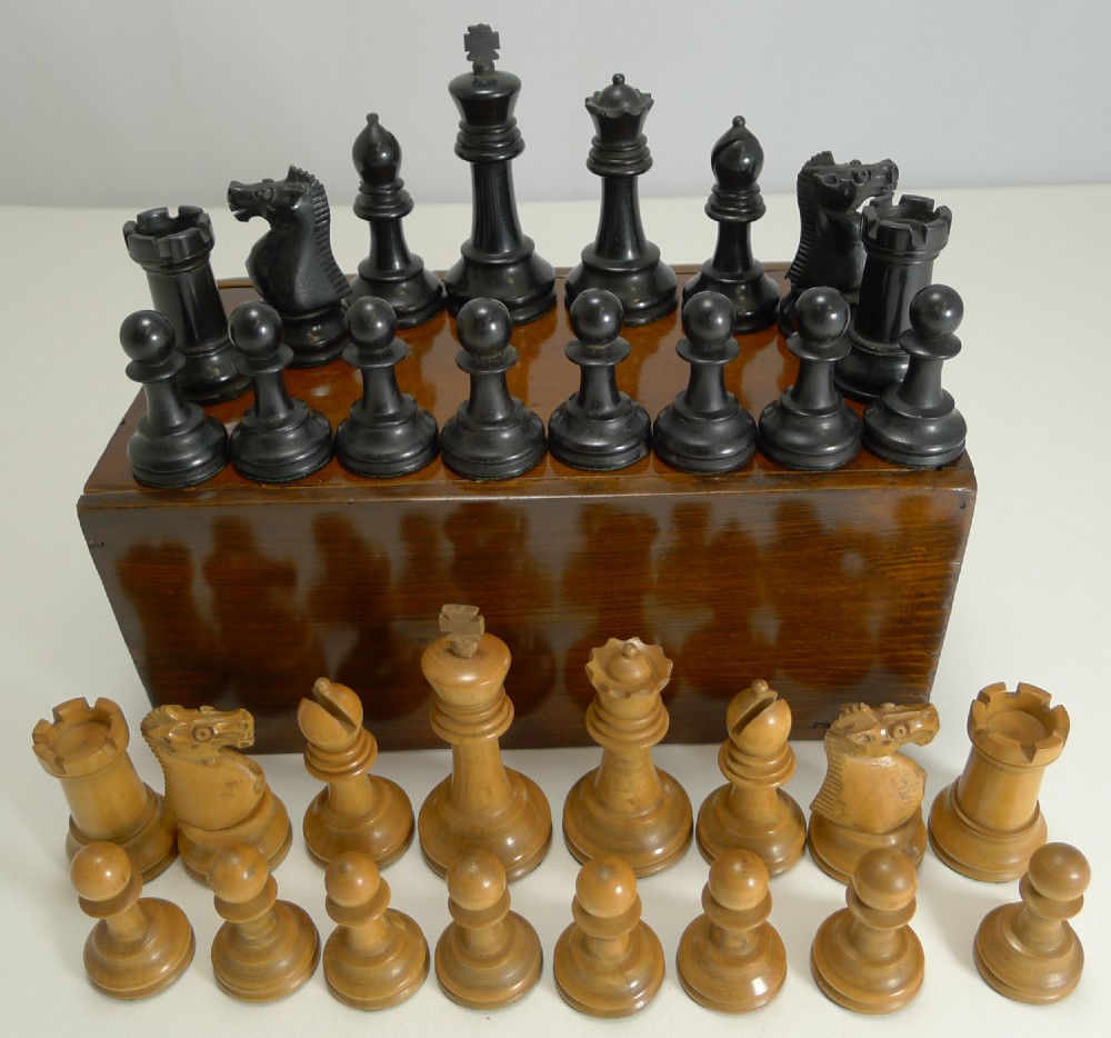 Antique English Boxwood Chess Set With Storage Box c.1910 View V