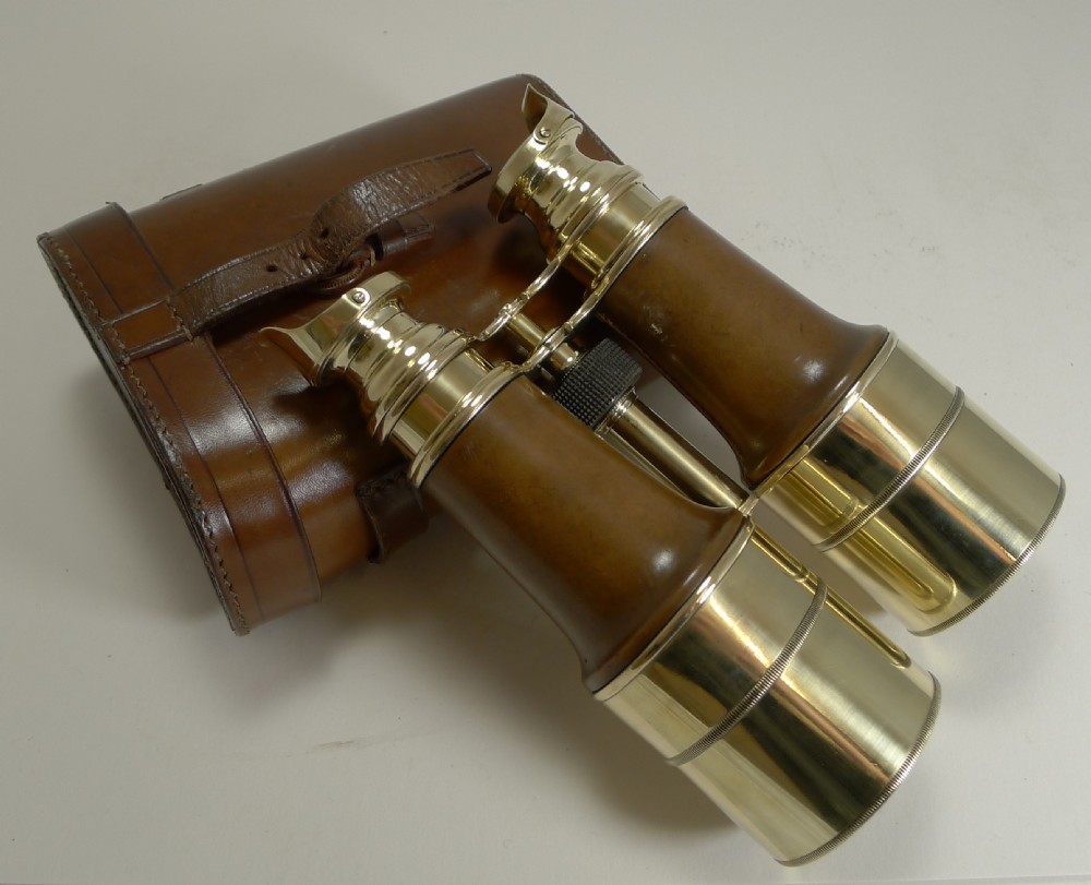 Superb Pair WW1 Binoculars and Case - British Officer's Issue - 1918 - Signed View X