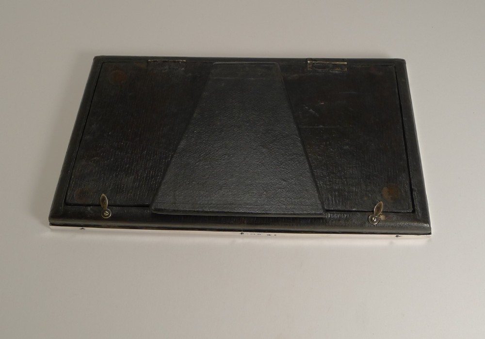 English Double Sterling Silver Photograph Frame - 1905 View V