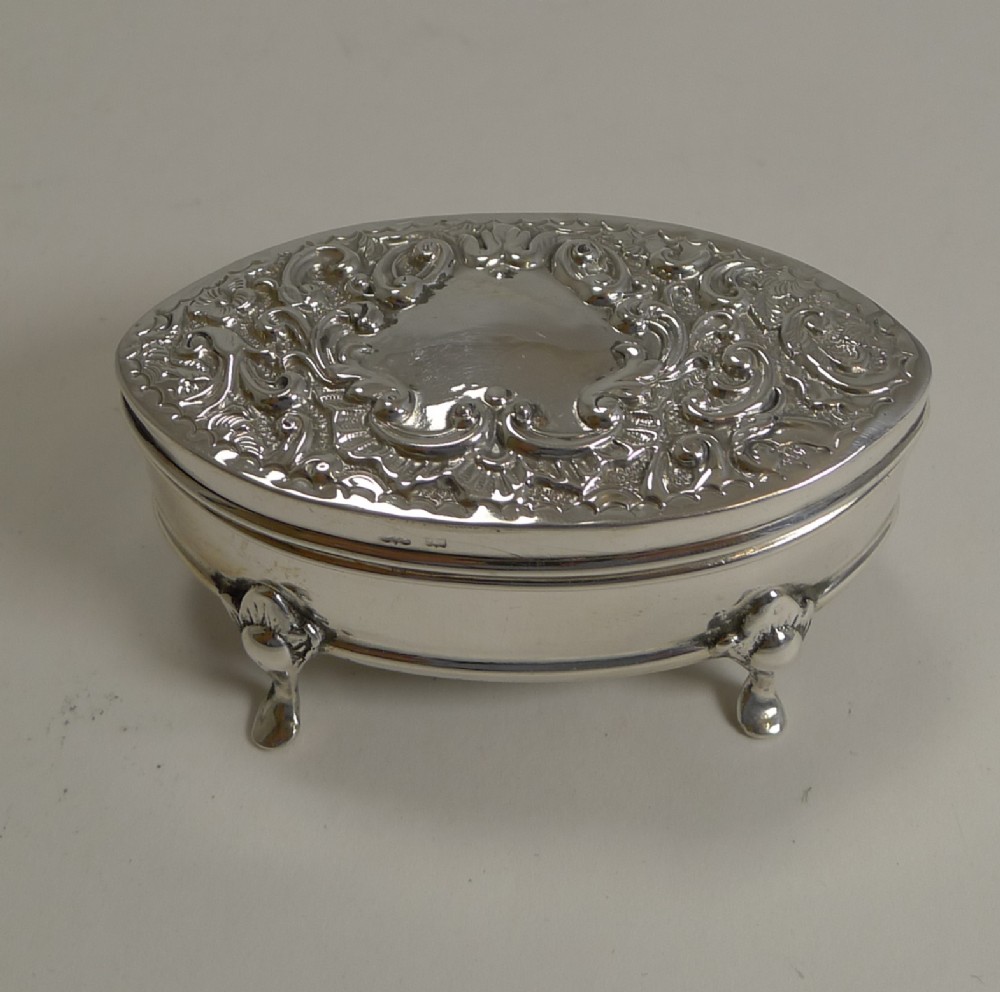 Antique English Sterling Silver Ring Box 1905