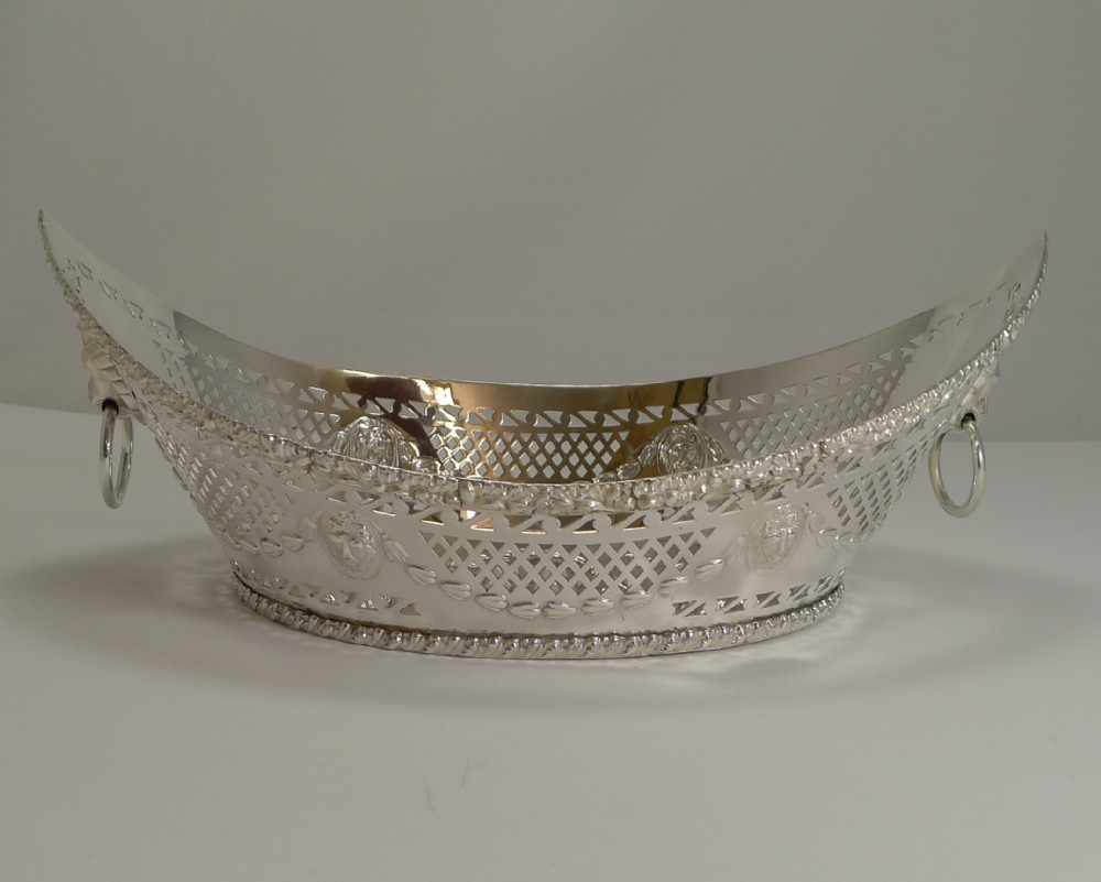 Grand Large Antique English Silver Plated Bread Basket c.1900