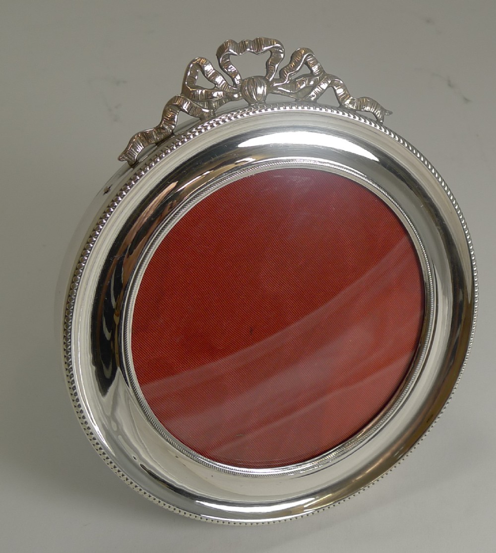 Fine Antique English Sterling Silver Photograh Frame - 1901