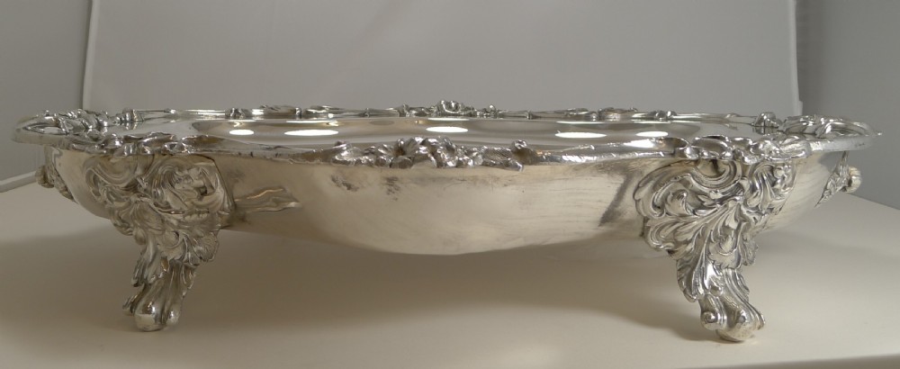 Magnificent Georgian Warming Meat Serving Dish in Silver Plate c.1820 View VII