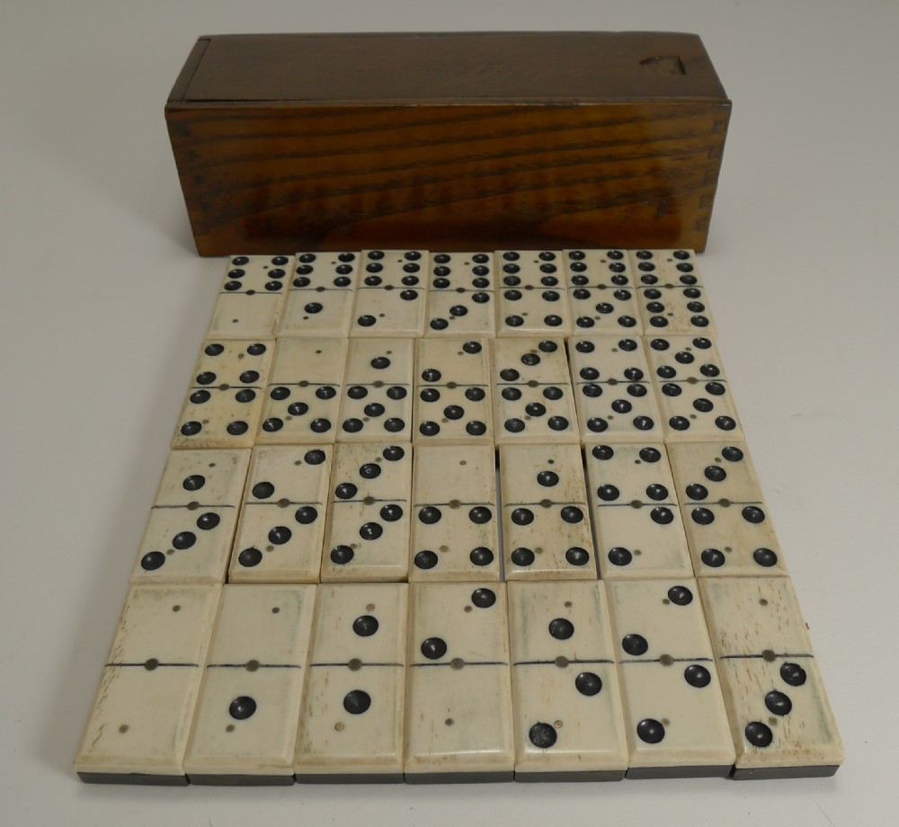 Antique English Boxed Set Bone & Ebony Wood Dominoes c.1900 View VII