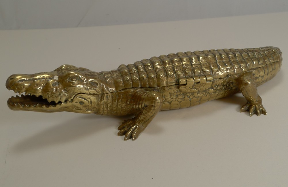 Antique English Crocodile / Alligator Inkwell / Desk Tidy c.1880 View VII