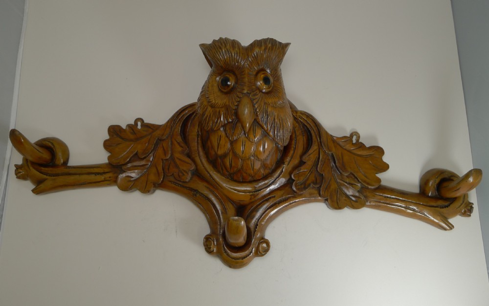 Grand Black Forest Hat Stand - Owl With Glass Eyes c.1890