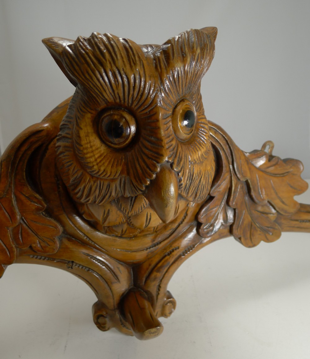 Grand Black Forest Hat Stand - Owl With Glass Eyes c.1890 View VII