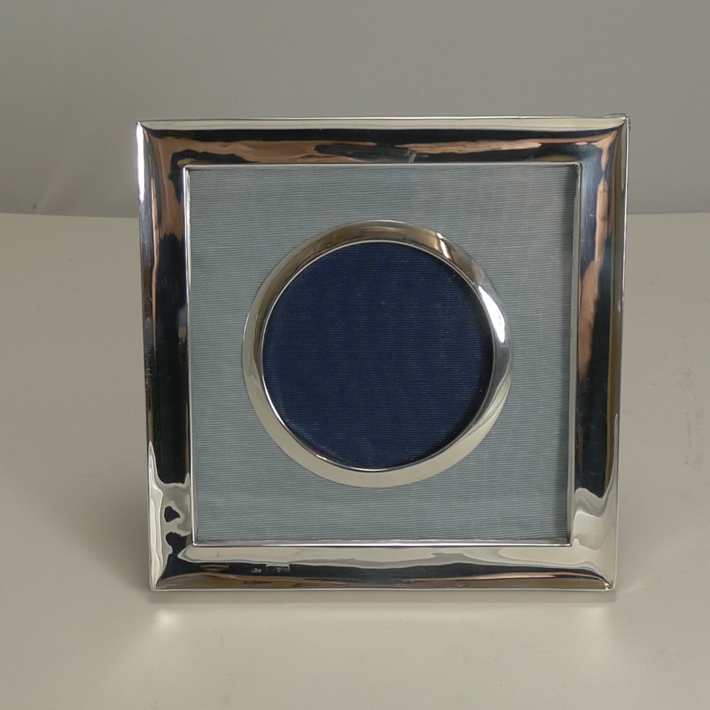 Smart Antique English Sterling Silver Photograph Frame - Chester 1903