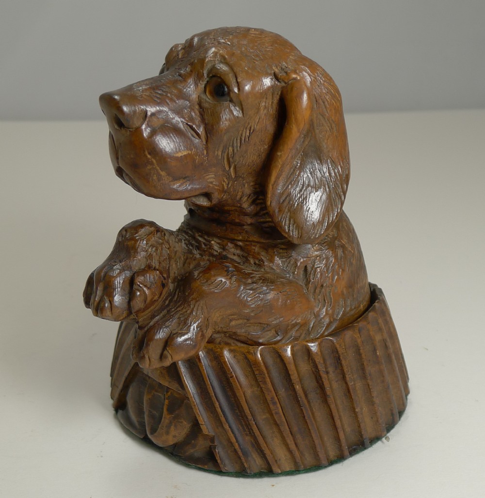 Handsome Antique Carved Black Forest Novelty Inkwell - Dog c.1880