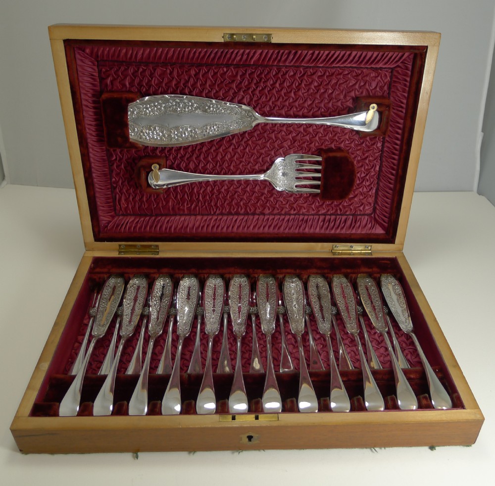 Antique English Fish Knives and Forks Plus Servers c.1900 In Silver Plate