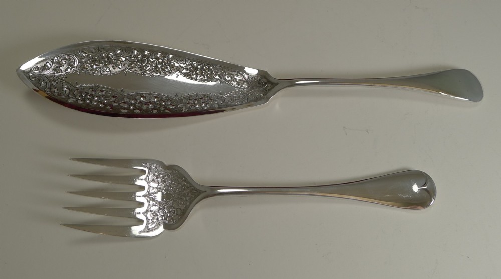 Antique English Fish Knives and Forks Plus Servers c.1900 In Silver Plate View IX