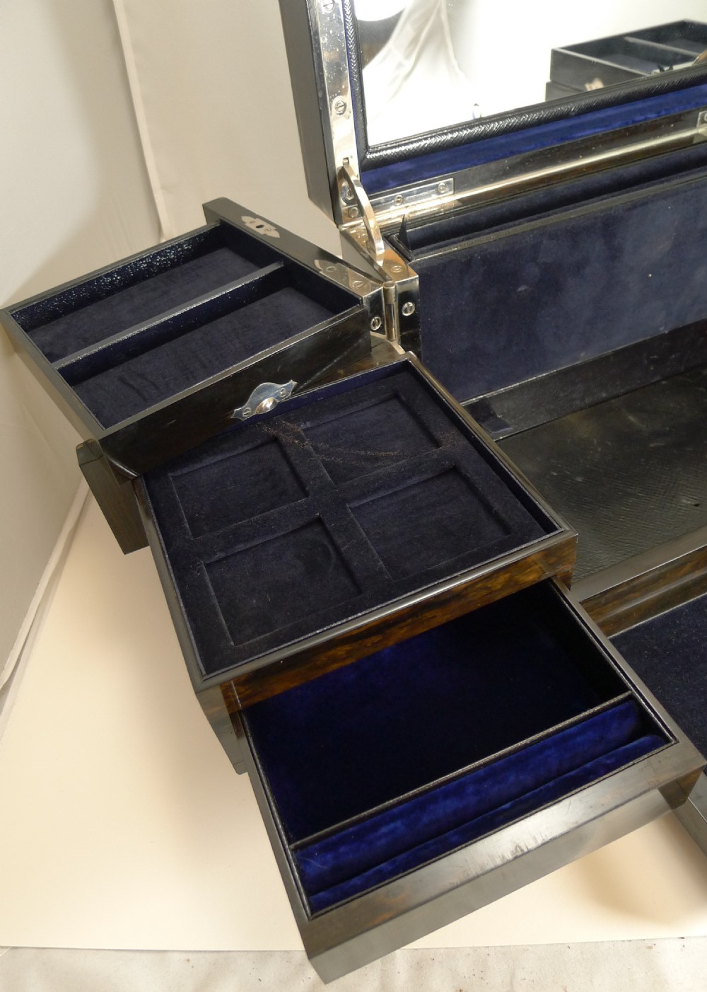Finest Grand Large Antique English Coromandel Jewellery Box c.1860 View XIV