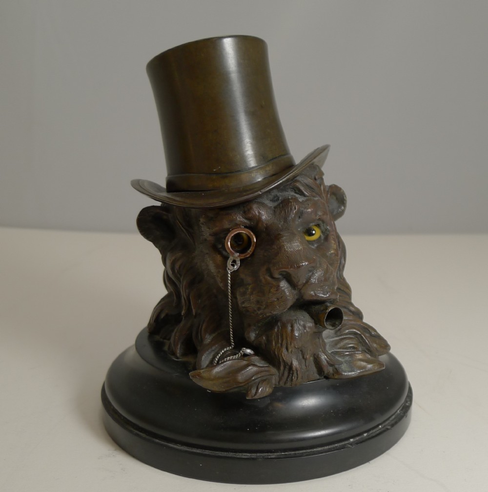 A Very Fine Antique Bronze English Lion Inkwell c.1860