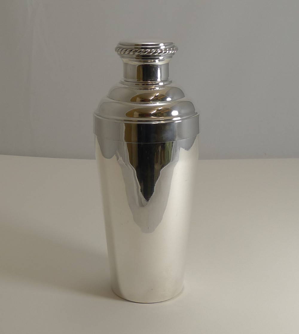 Smart Vintage Art Deco French Cocktail Shaker c.1930 - Signed