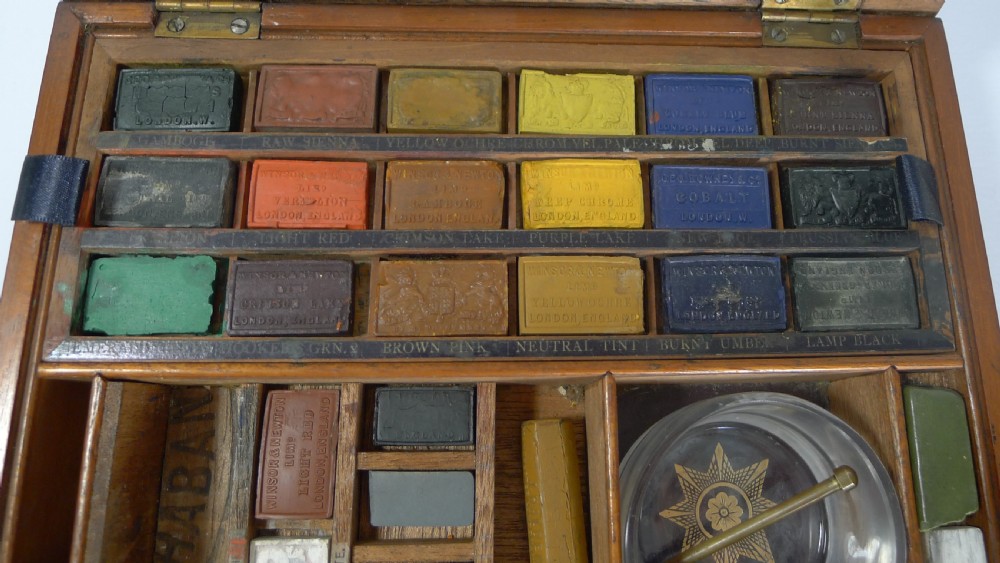 Victorian Watercolour Box by Winsor & Newton View VI