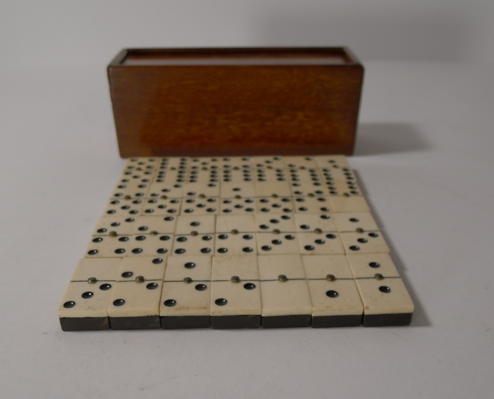 Set Small Antique English Ebony and Bone Dominoes c.1910 View VII