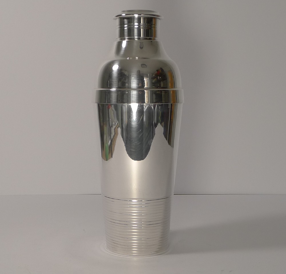 Christofle Gallia Ondulations Cocktail Shaker by Luc Lanel c.1935