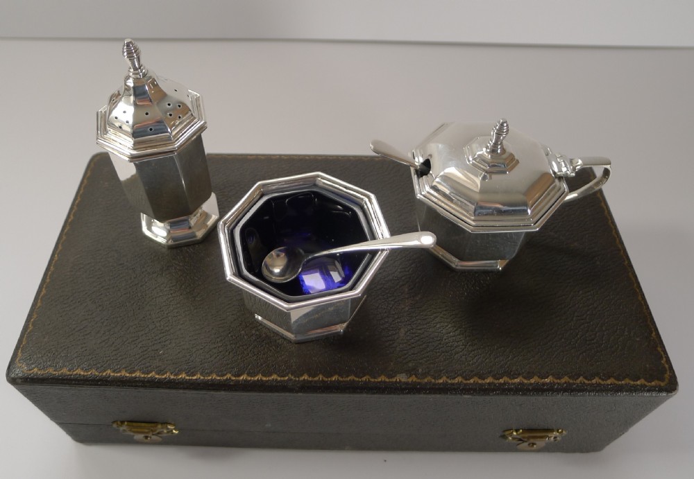 English Art Deco Sterling Silver Condiment Set by Henry Clifford Davis View VII