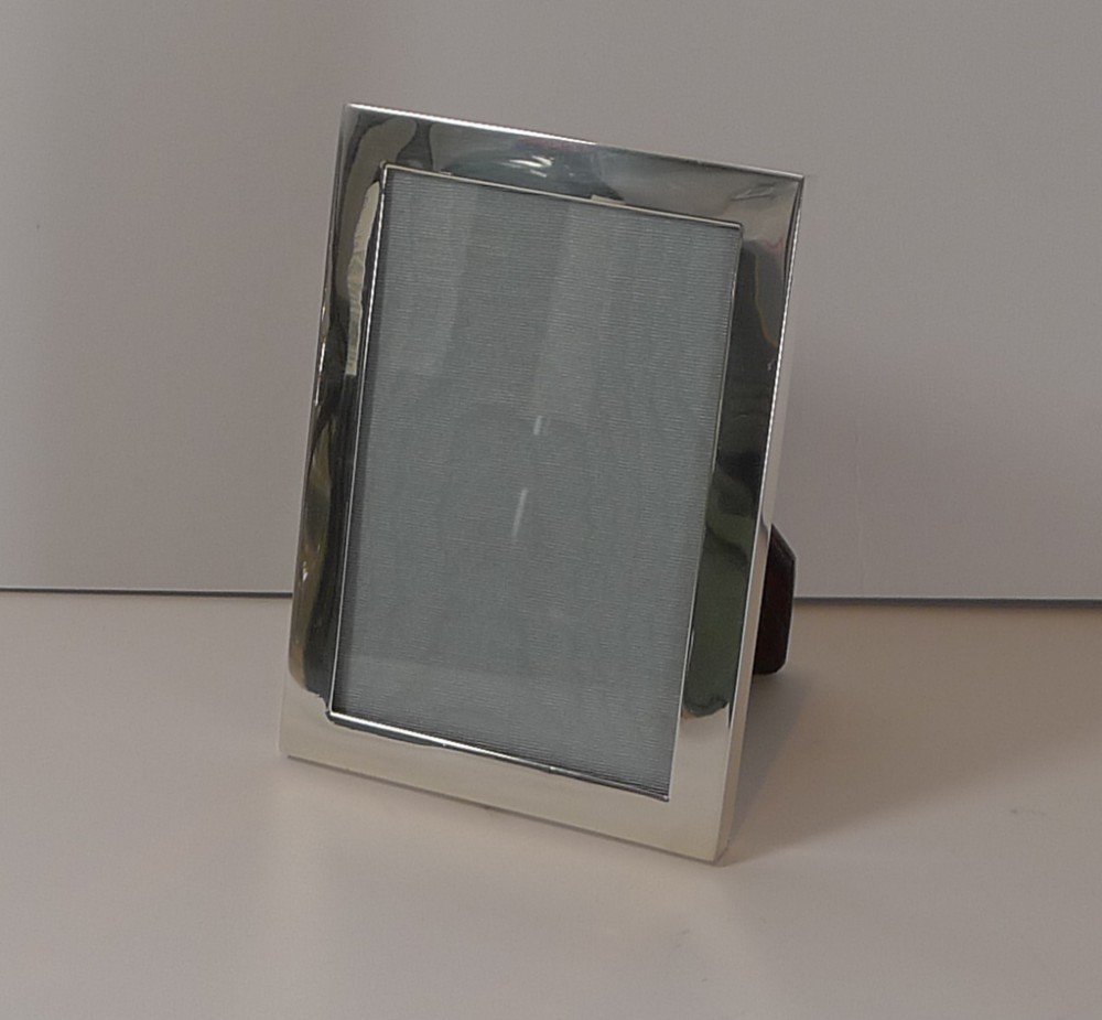 English Edwardian Silver Two-Way Picture Frame - 1907