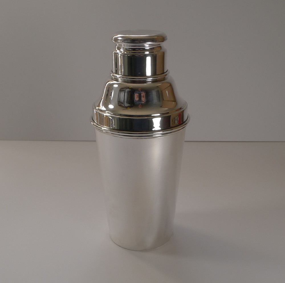 English Art Deco Silver Plated Cocktail Shaker c.1930