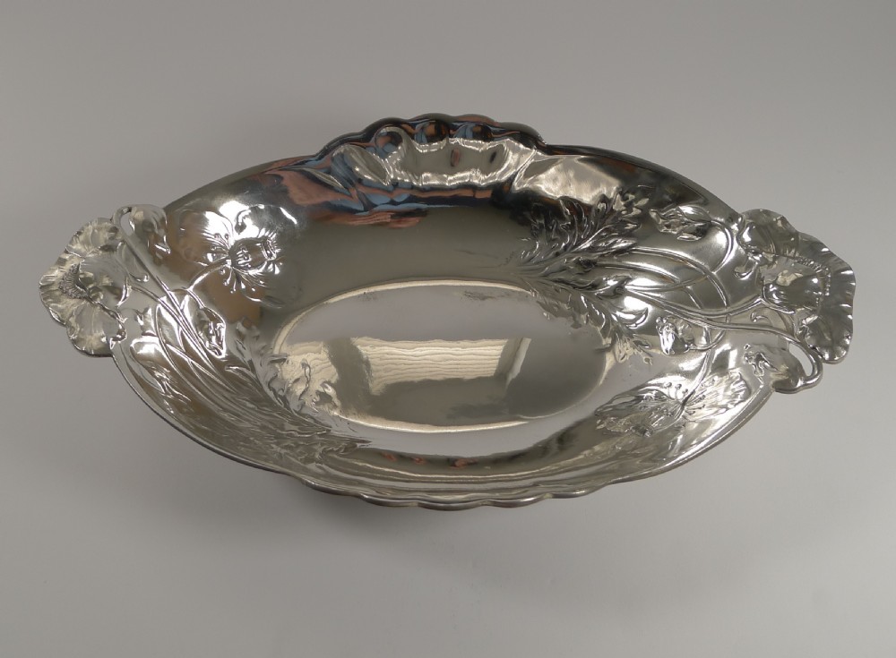 Stylish Art Nouveau French Christofle Gallia Bread Basket c.1910