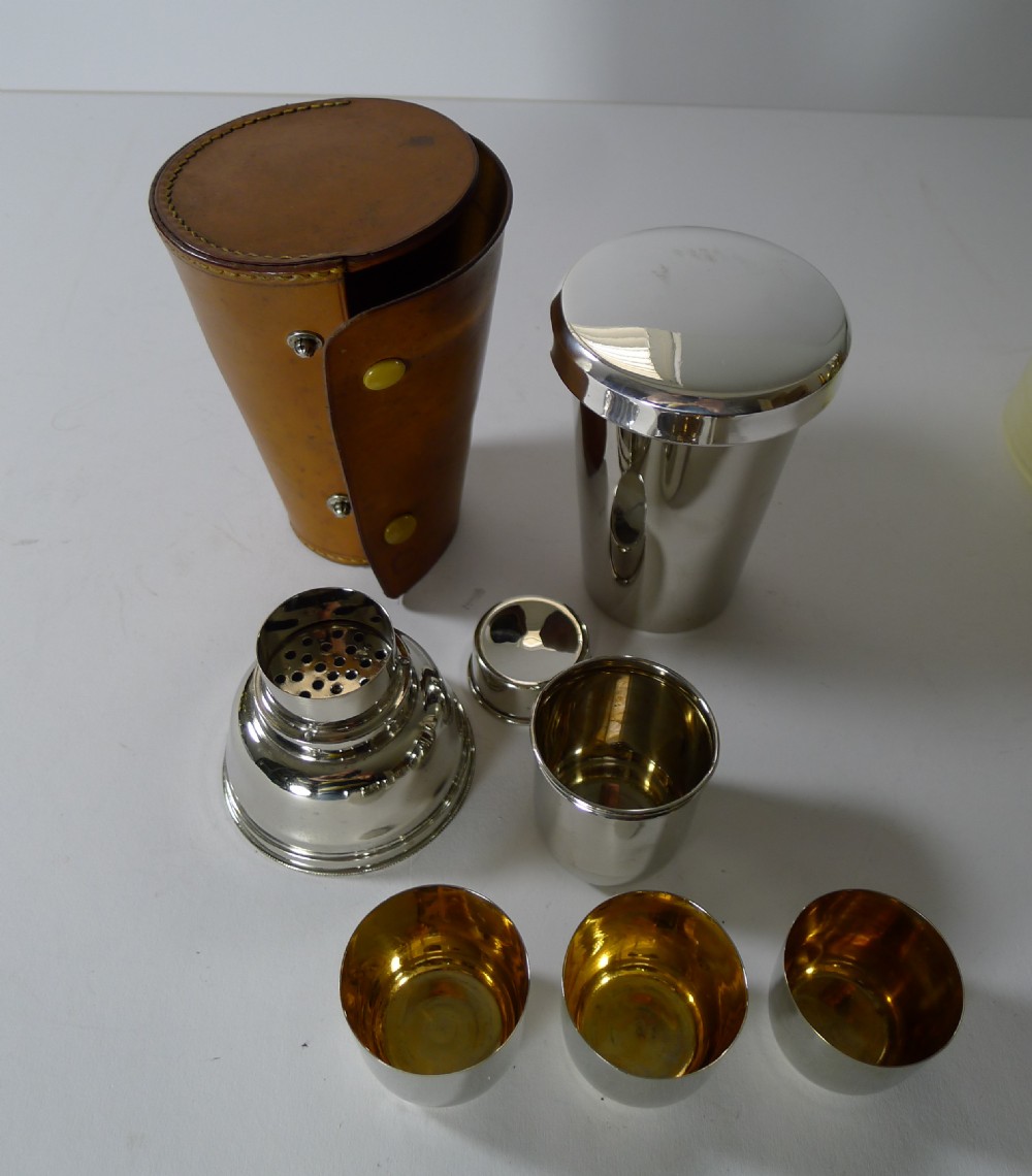 German Travel Cocktail Shaker / Bar Set c.1930 View IX