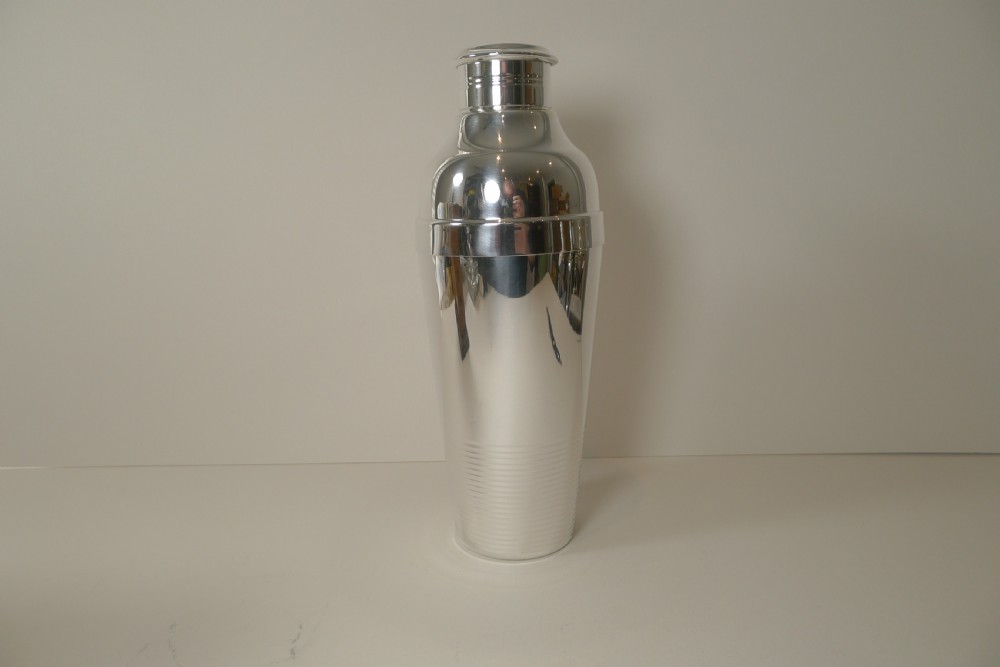 Luc Lanel for Christofle, Ondulations Cocktail Shaker, c.1935 View II