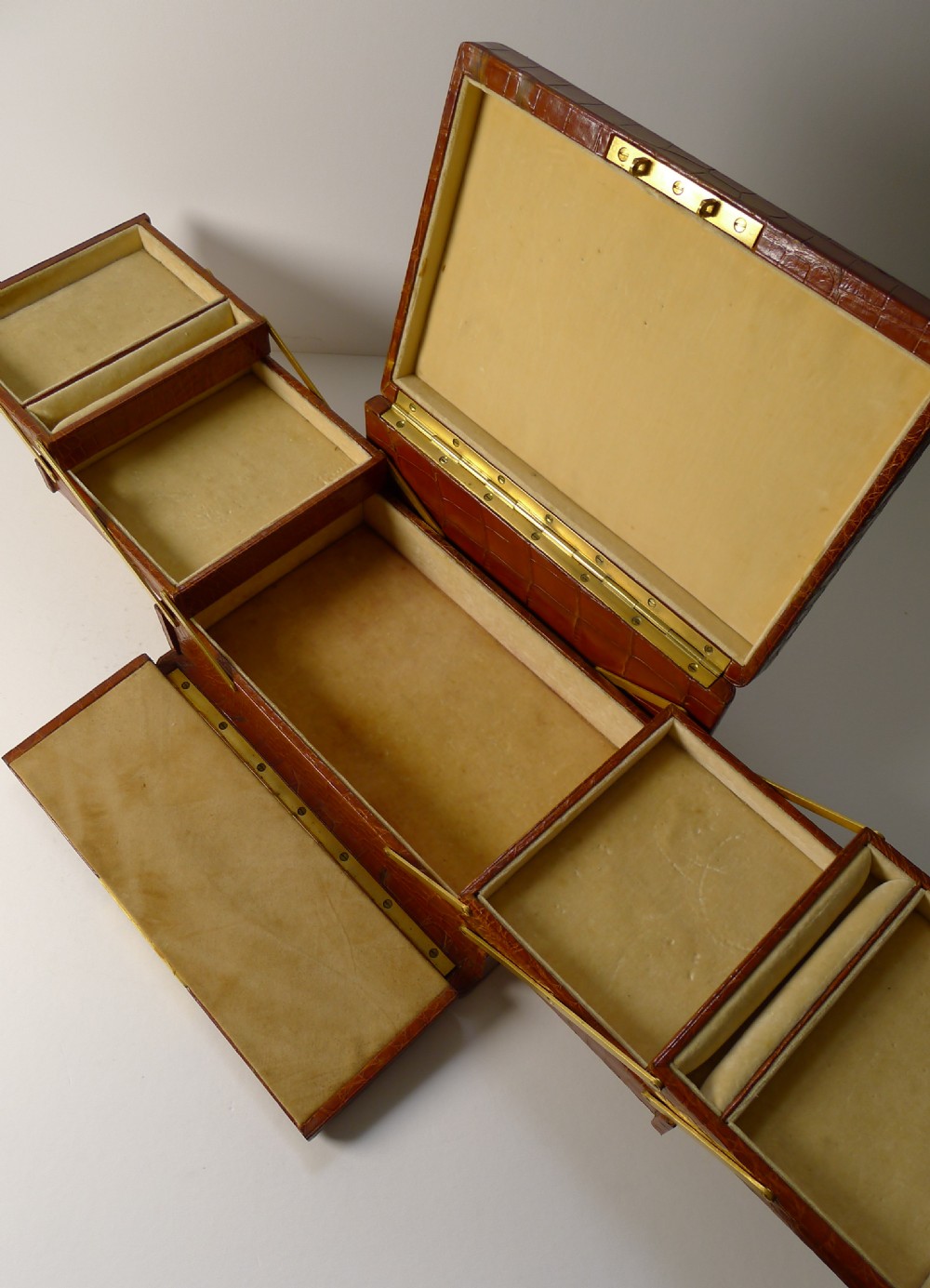 Fine Antique English Crocodile Jewellery Box c.1900 by Mappin & Webb View XII