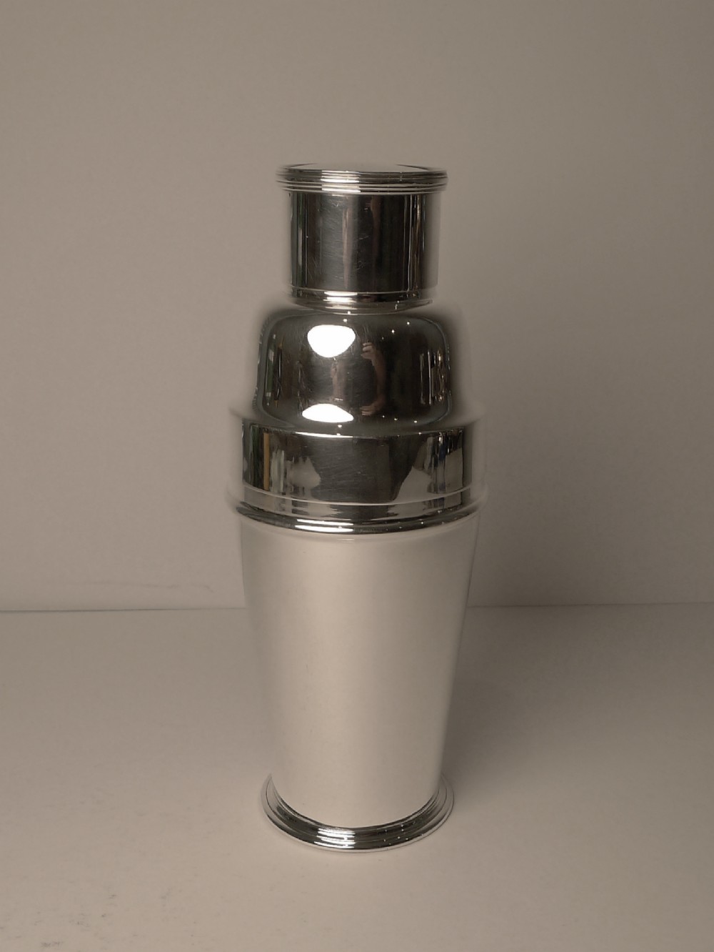 Art Deco Silver Plated Cocktail Shaker by Elkington - 1934