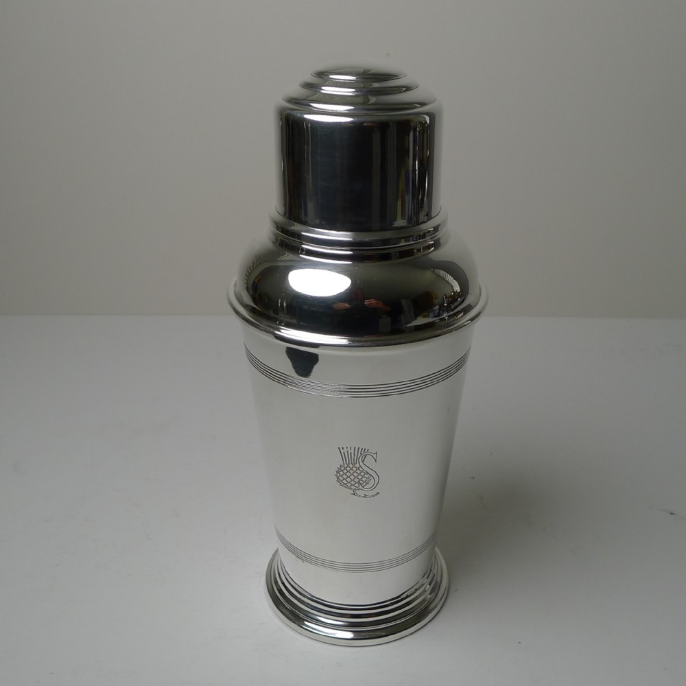 Quality Art Deco Cocktail Shaker by Goldsmith's & Silversmith's Company