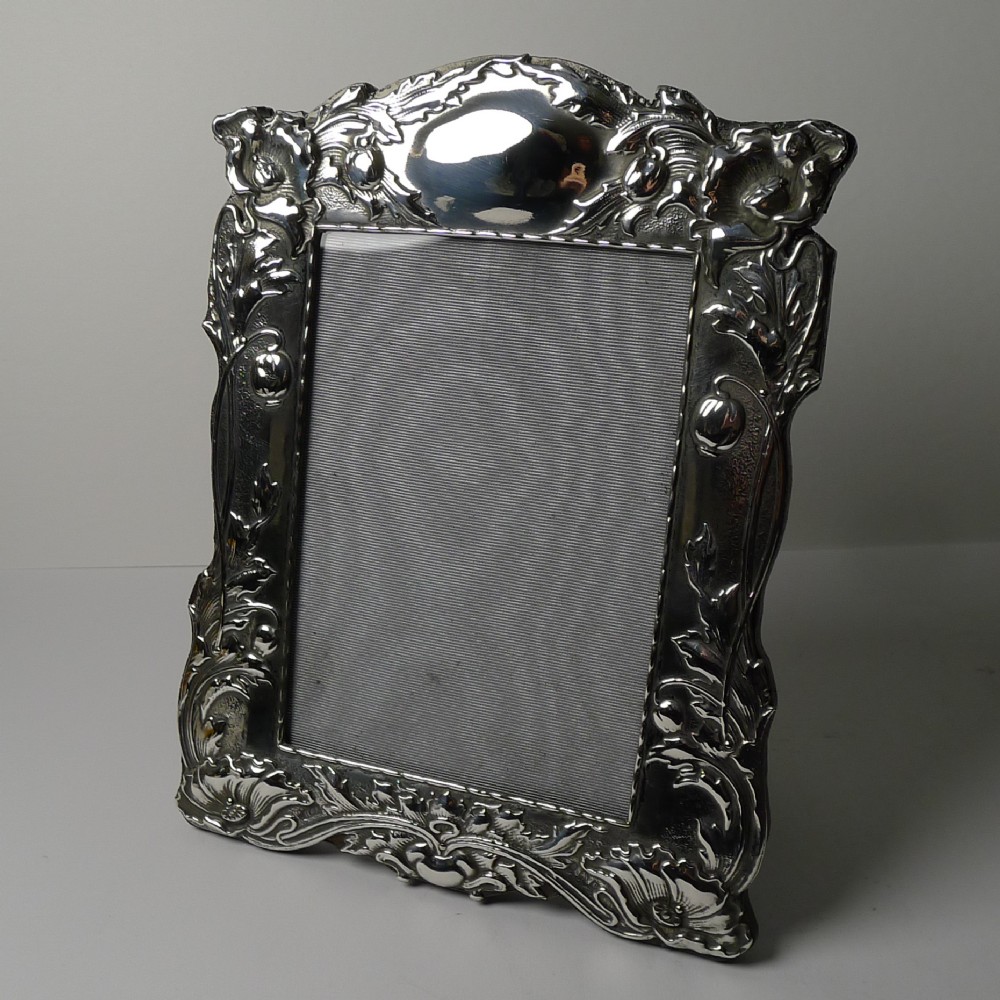Magnificent Art Nouveau Silver Picture Frame - 1902