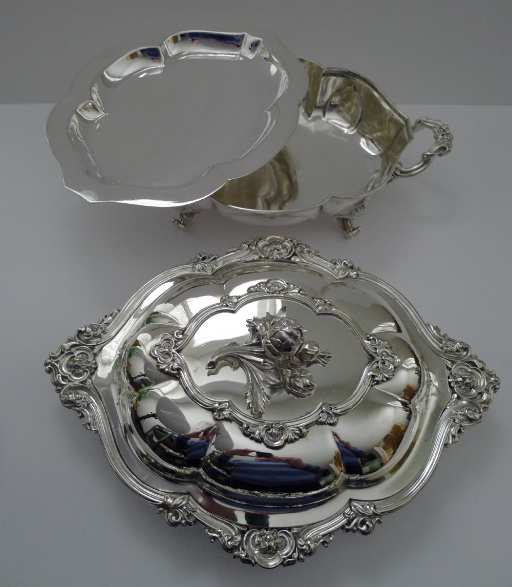 Grand Elkington Silver Plate Entree / Chafing Dish - 1853 View III
