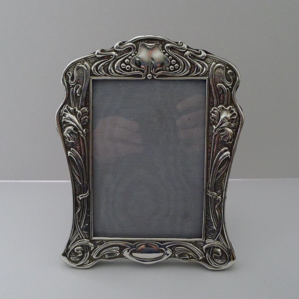 Antique English Art Nouveau Sterling Silver Picture Frame