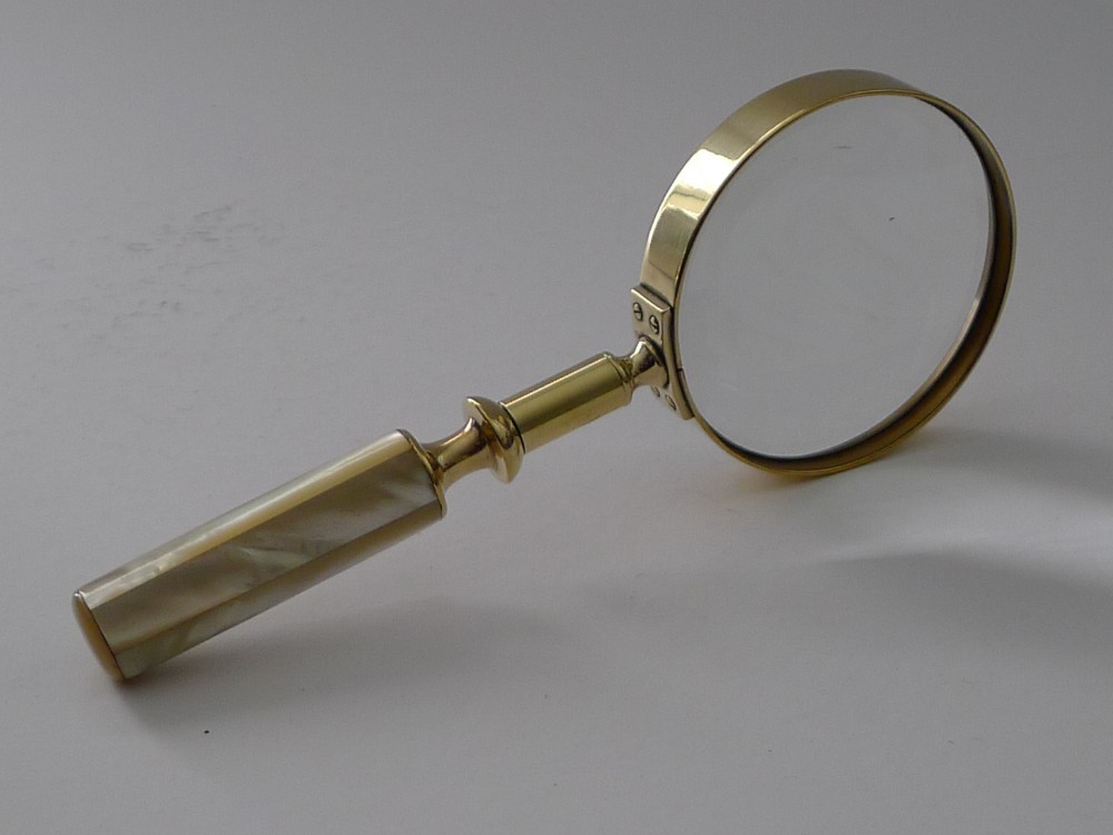 Fine Quality Antique English Brass and Mother of Pearl Magnifying Glass c.1890