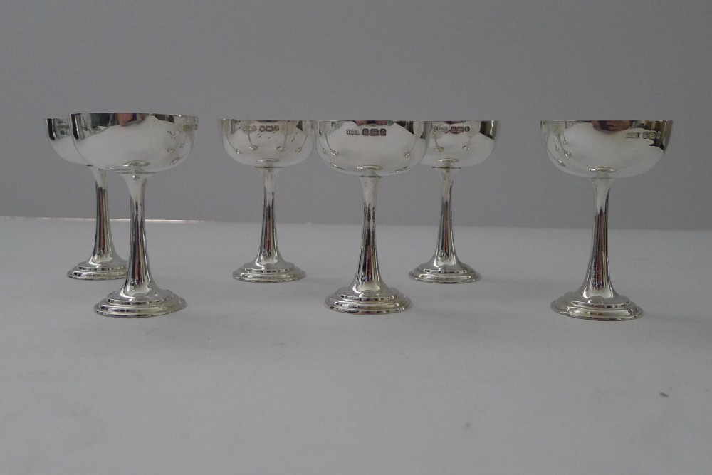  Cased Set of 6 Silver Liqueur 'Champagne Coupes’, James Dixon & Sons, Sheffield 1910 View VIII