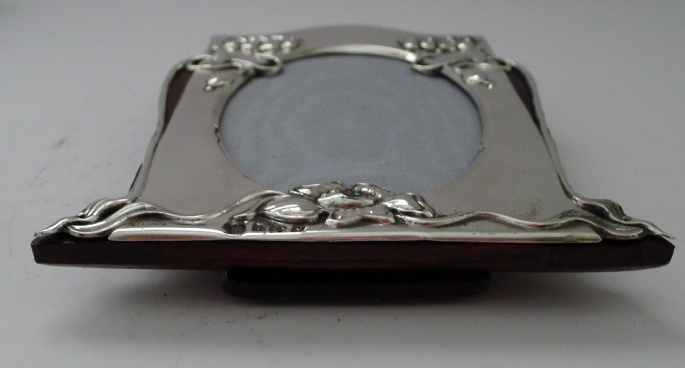 English Silver Art Nouveau Picture Frame - 1902 View VII