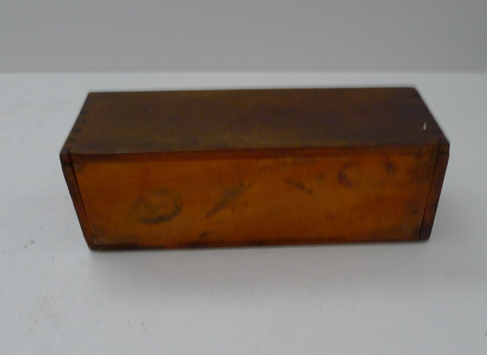 Antique English Boxed Bone & Ebony Wood Dominoes View IV