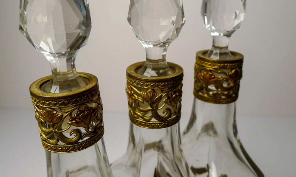 French Art Nouveau Liquor Decanter Set / Perfume Caddy c.1900 View XI