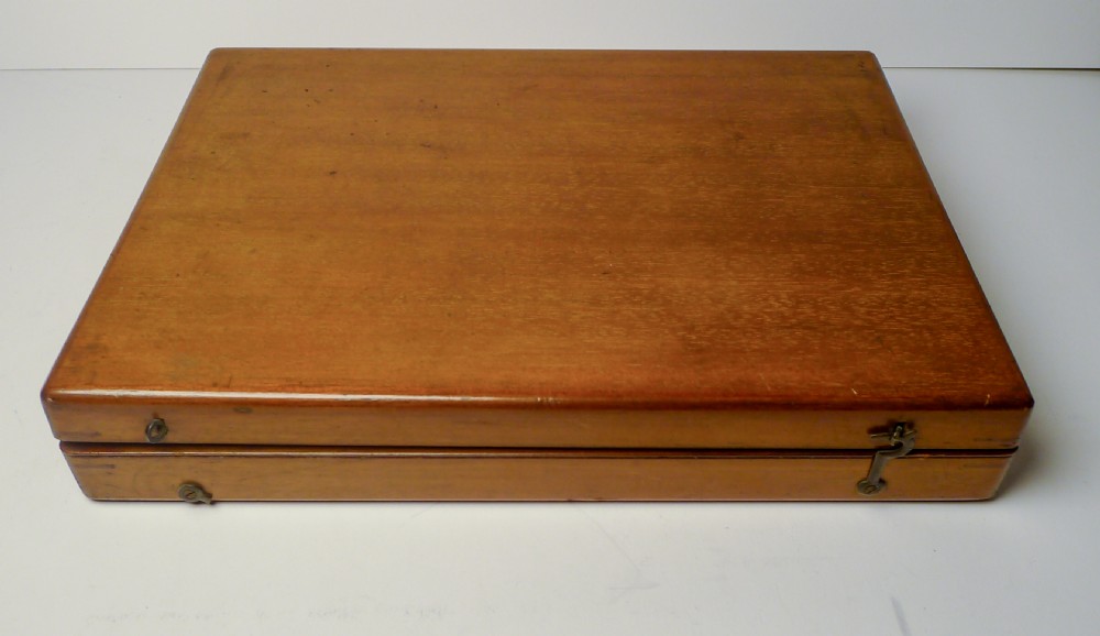 Rare Brodie & Middleton Compendium of Artists’ Colors View X