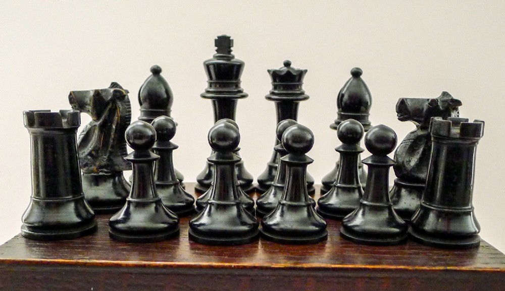 Large English Staunton Style Boxwood Chess Set c.1900 View VII
