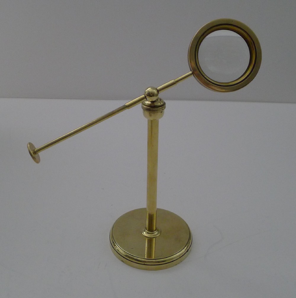 English Edwardian Brass Pivoting Magnifying Glass on Stand c.1900