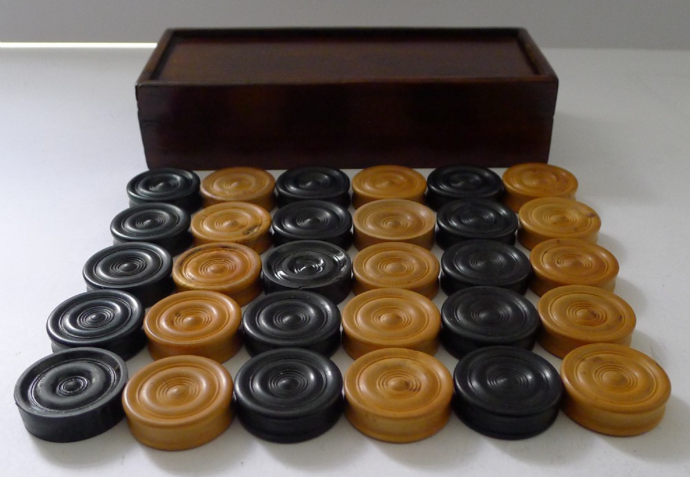 Small Set Antique Draughts / Checkers / Backgammon Counters View VII