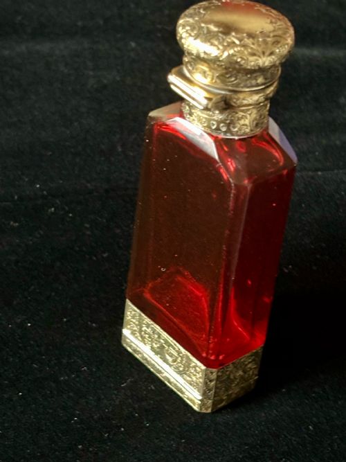 VICTORIAN SAMPSON MORDAN SILVER GILT RUBY GLASS SCENT BOTTLE VINAIGRETTE 1878 - ADDITIONAL PHOTO 11