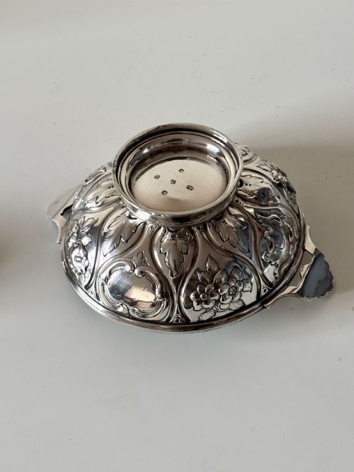 A VICTORIAN SILVER QUAICH MARTIN HALL CO SHEFFIELD 1856 - ADDITIONAL PHOTO 11