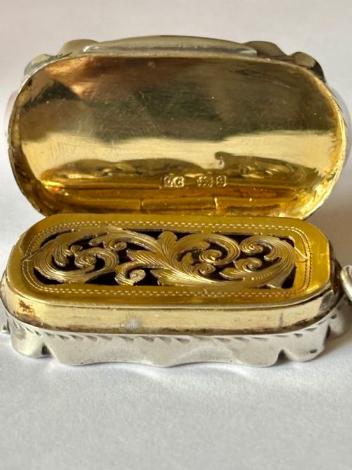 ANTIQUE SILVER GILT VICTORIAN VINAIGRETTE BIRMINGHAM 1892 COLEN HEWER CHESHIRE - ADDITIONAL PHOTO 11