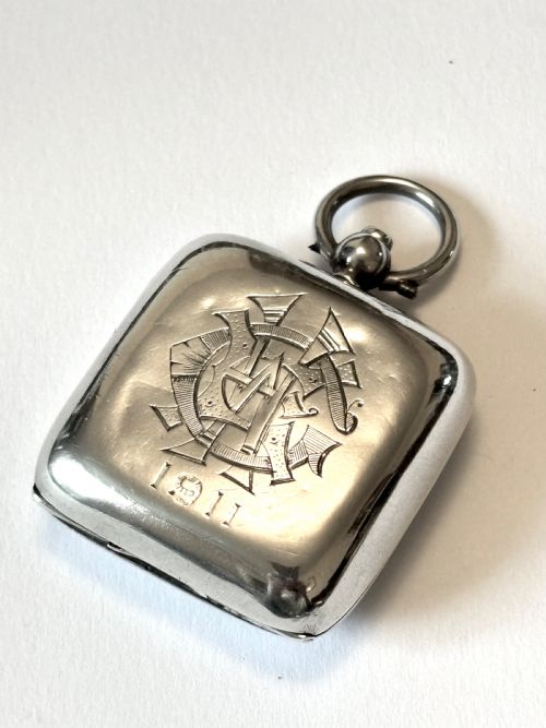 EDWARDIAN SILVER SOVEREIGN CASE CHESTER 1907 BY JAMES DEAKIN SONS - ADDITIONAL PHOTO 6